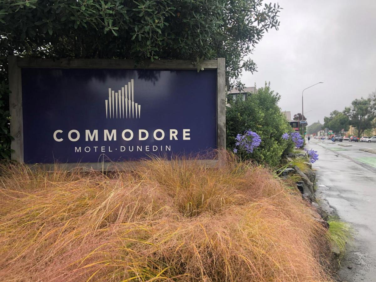 Commodore Motel Dunedin Exteriör bild