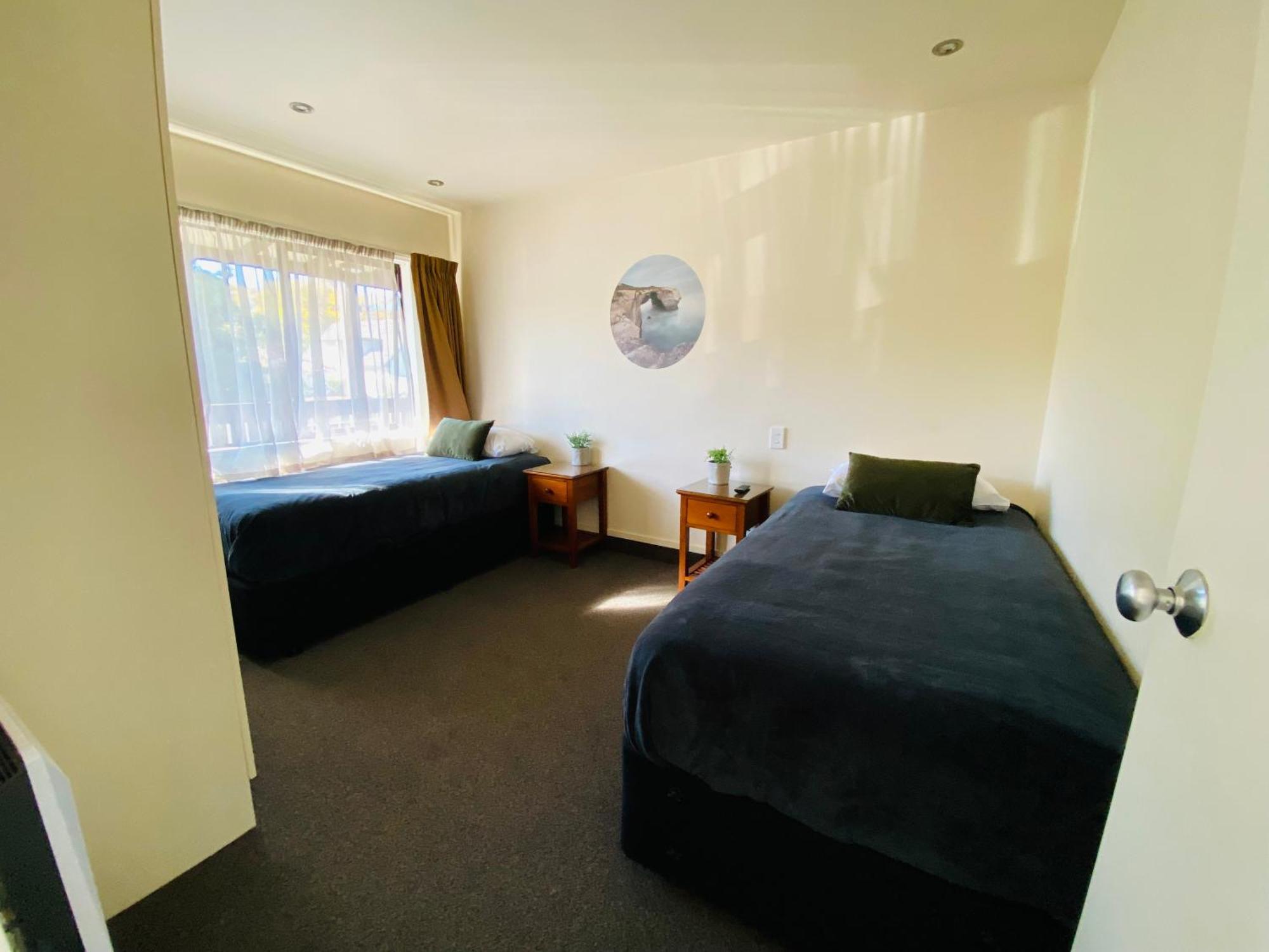 Commodore Motel Dunedin Exteriör bild